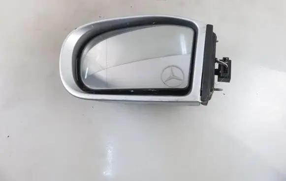 Mercedes-Benz C AMG W203 Front door electric wing mirror 