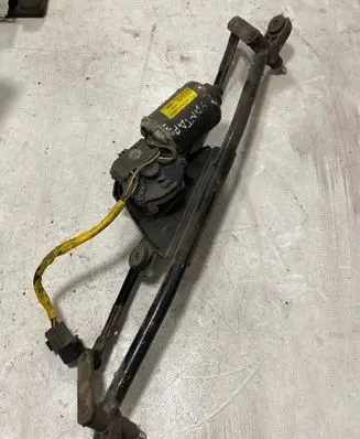 Hyundai Santa Fe Front wiper linkage and motor 9811026100 035417450