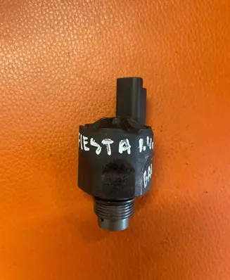 Ford Fiesta Electromagnetic valve 9A543 5WS4008 9651590880