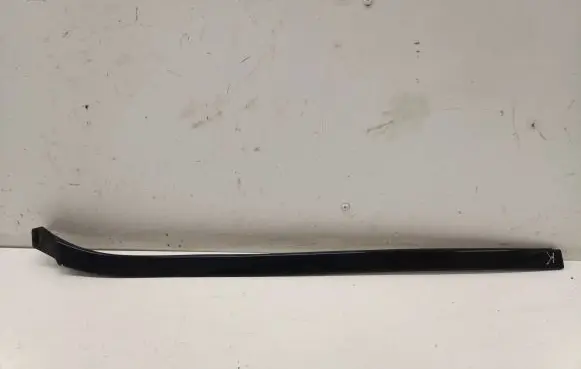 Mercedes-Benz E A207 Windshield trim A2076901362