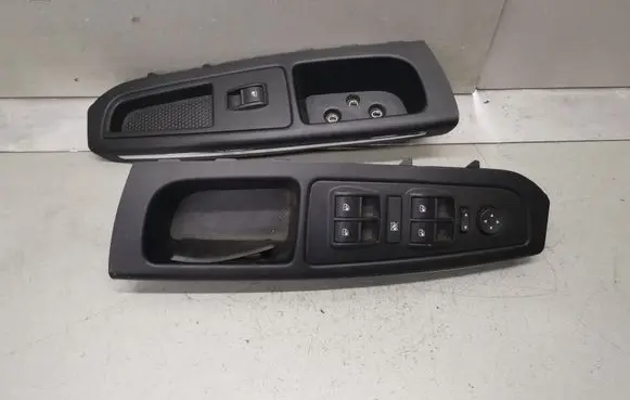 Fiat Bravo Electric window control switch 735443256 735443255