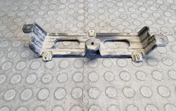 BMW i4 Front bumper skid plate/under tray 9477057