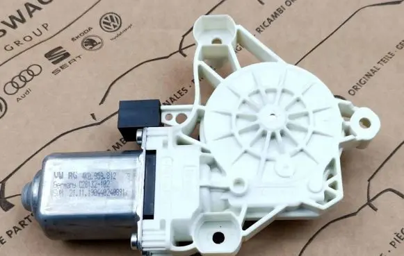 Audi A6 S6 C8 4K Front door window regulator with motor 4K0959812