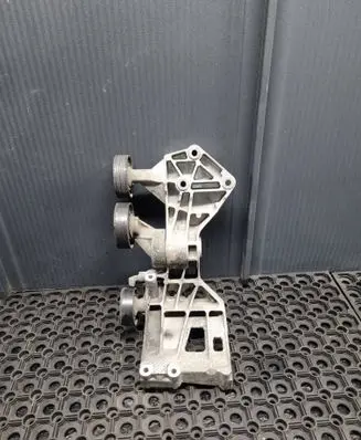 Mercedes-Benz B W245 Generator/alternator belt tensioner A2662000670