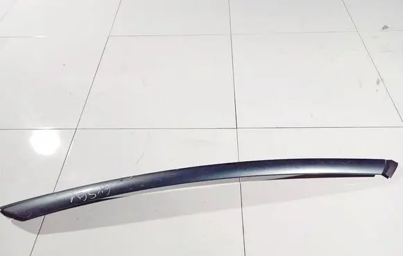 Citroen C4 I Picasso Windshield trim 9654505477