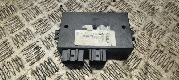 Volkswagen PASSAT B6 Tow bar trailer control unit/module 1K0907383