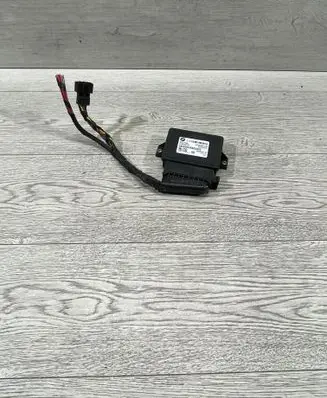 BMW 5 F10 F11 Hand brake control module 6863277 32620301B 23122010
