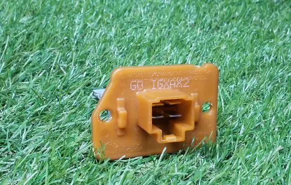 KIA Ceed Heater blower motor/fan resistor