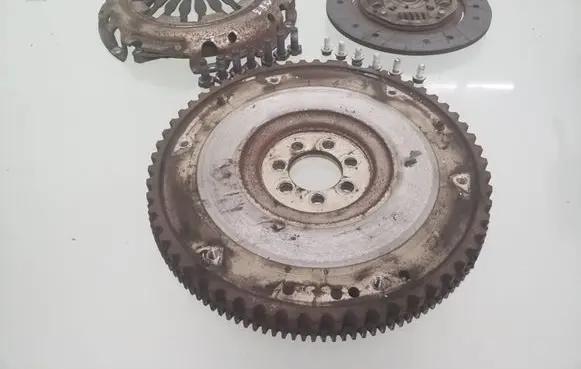 Renault Modus Clutch set kit 8200327497 8200187171