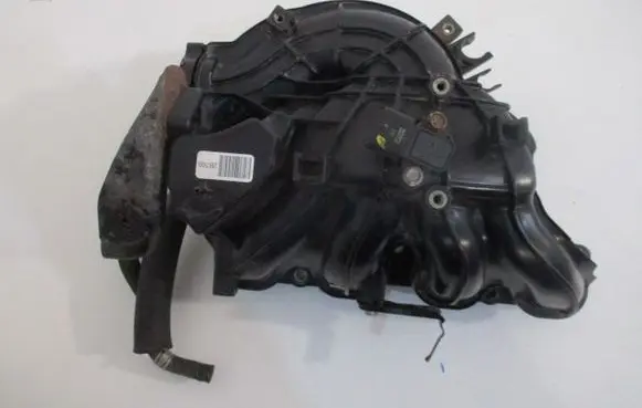 KIA Sportage Intake manifold 2B766