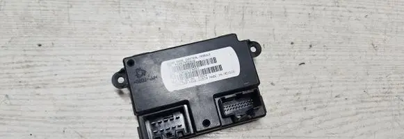Chrysler Pacifica Door control unit/module 68079910AB