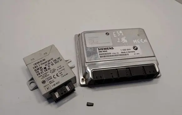 BMW 5 E39 Engine ECU kit and lock set 1430844 12141430844 12147526754