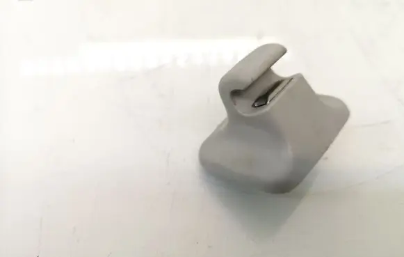 Volkswagen PASSAT B6 Sun visor clip/hook/bracket 1K0857561B
