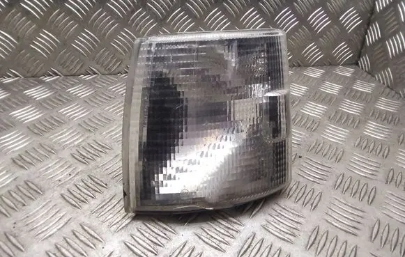 Volkswagen Transporter - Caravelle T4 Front fender indicator light 183322B