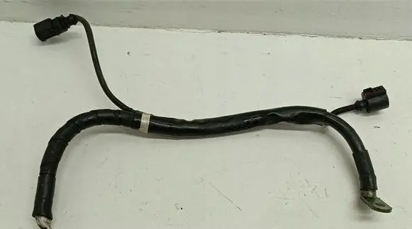 Volkswagen Phaeton Positive cable (battery)