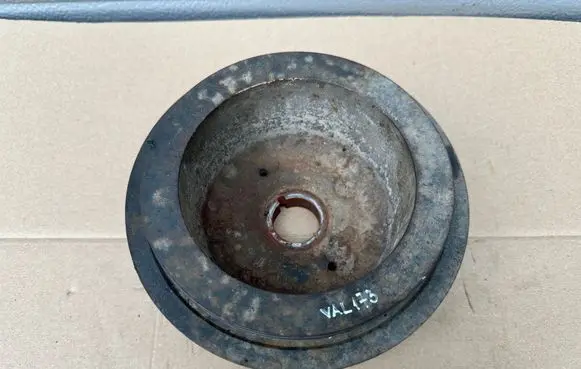 Nissan Patrol Y61 Crankshaft pulley 123030Y800