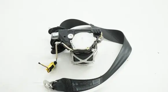 Volkswagen PASSAT B7 Front seatbelt 3C1857706SACR 3C1857706S