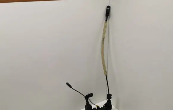 Volvo V70 Front door lock 30663047