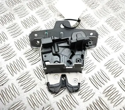 Polestar 2 Tailgate/trunk/boot lock/catch/latch 32149610