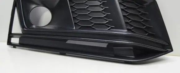 Audi A4 S4 B9 8W Front bumper lower grill 8W0807682G