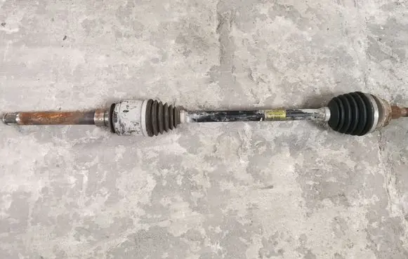 Mercedes-Benz ML W164 Front driveshaft A1643300801