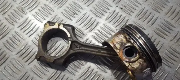 Mazda 626 Piston with connecting rod