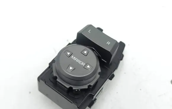 Hyundai Ioniq Wing mirror switch 93530G2510 W6R0029