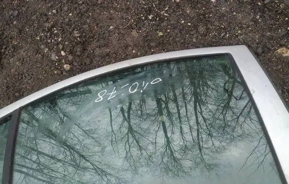 Volvo S60 Rear door window glass AS2