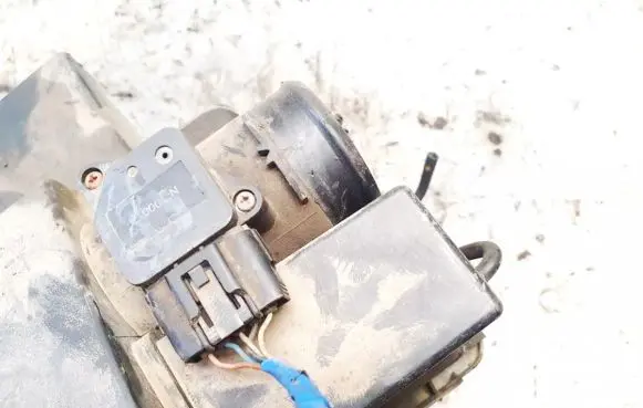 Mazda 6 Mass air flow meter n10001a n-10001a