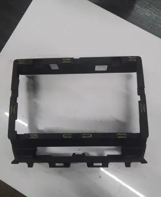 Renault Master III Radio/GPS head unit trim 682603805R