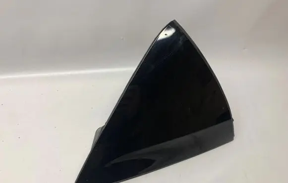 Chrysler Pacifica Rear/tail light trim molding 68227308AC