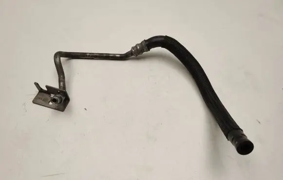 Mercedes-Benz C W204 Engine coolant pipe/hose A2044660481