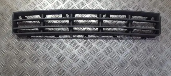 Volkswagen Golf IV Front bumper lower grill 1J0853677D