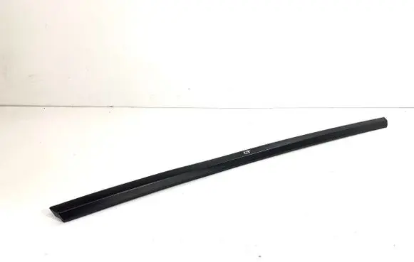 Tesla Model Y Loading door glass trim molding 162117000C