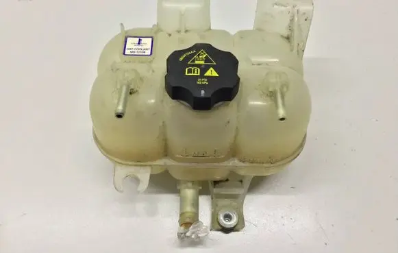 Chrysler Pacifica Coolant expansion tank/reservoir 68217323AA 68249136AA