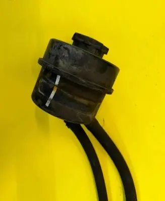 Iveco Daily 35 - 40.10 Power steering fluid tank/reservoir