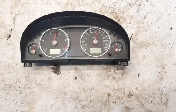 Ford Mondeo Mk III Speedometer (instrument cluster)