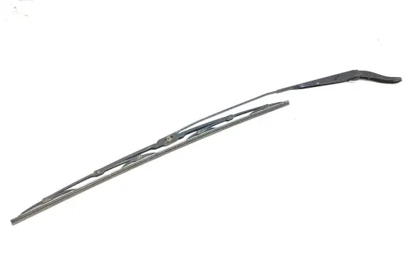 Nissan NV400 Front wiper blade arm 8200734777 18253