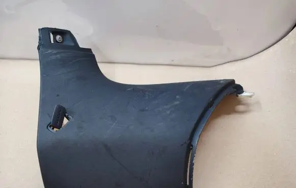 Audi Q7 4L (D)pillar trim (top) 4L0867246