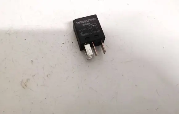 Volvo S80 Other relay 8651661