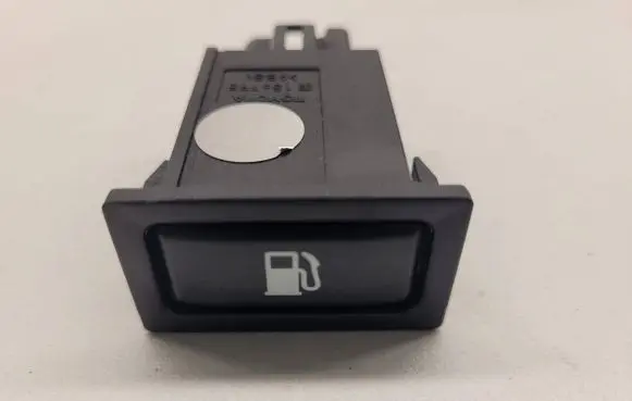 Toyota Avensis T250 Fuel tank opening switch 156795