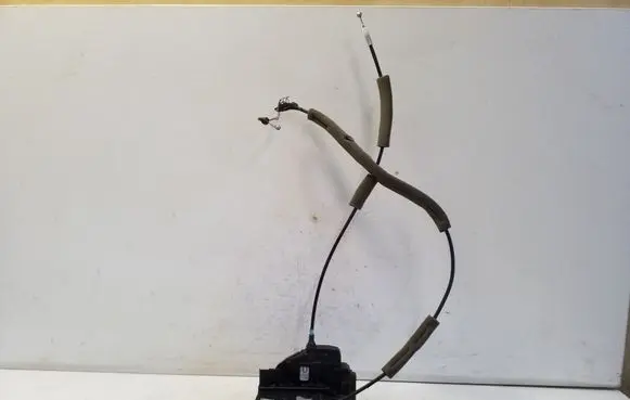 Nissan Navara D23 Front door lock