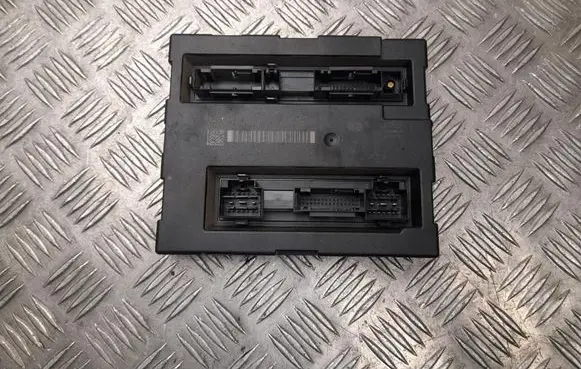 Volkswagen Touareg II Comfort/convenience module 4H0907064JL