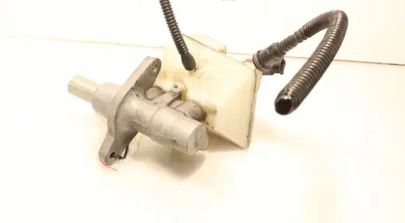 Peugeot 5008 Master brake cylinder