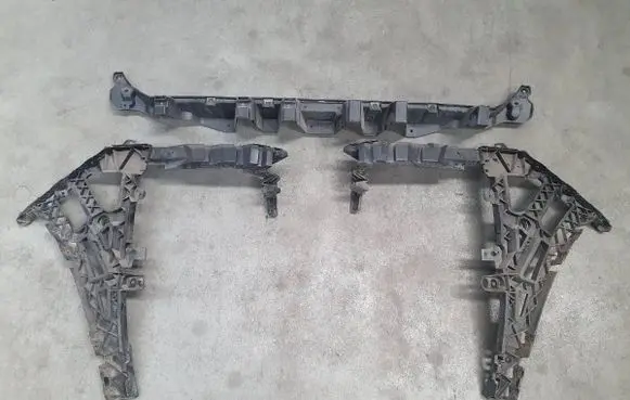 Jaguar F-Pace Rear bumper mounting bracket