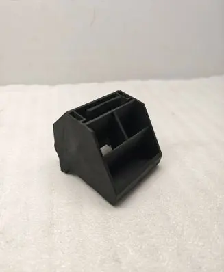 BMW 6 E63 E64 Radiator mount bracket 7542517