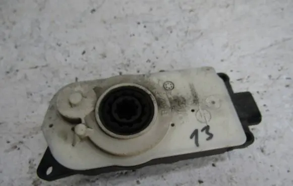 BMW 1 F40 Radiator active air flap actuator 5811R1000A 9464869