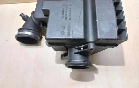 Mercedes-Benz A W168 Intake resonator A1661410190 4608127989