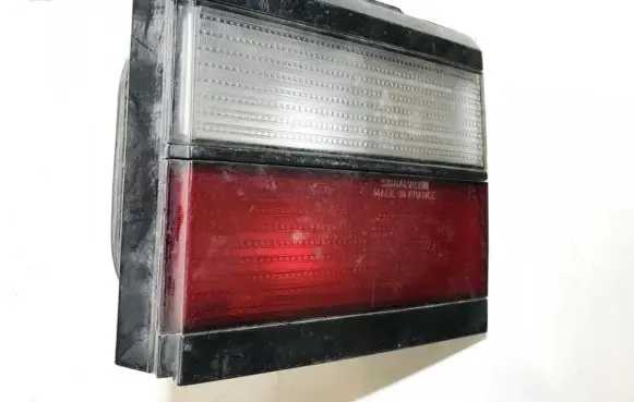 Volkswagen PASSAT B3 Tailgate rear/tail lights 333945108