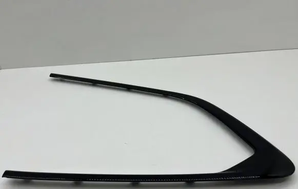 BMW X1 U11 Rear door window/glass frame 9451565